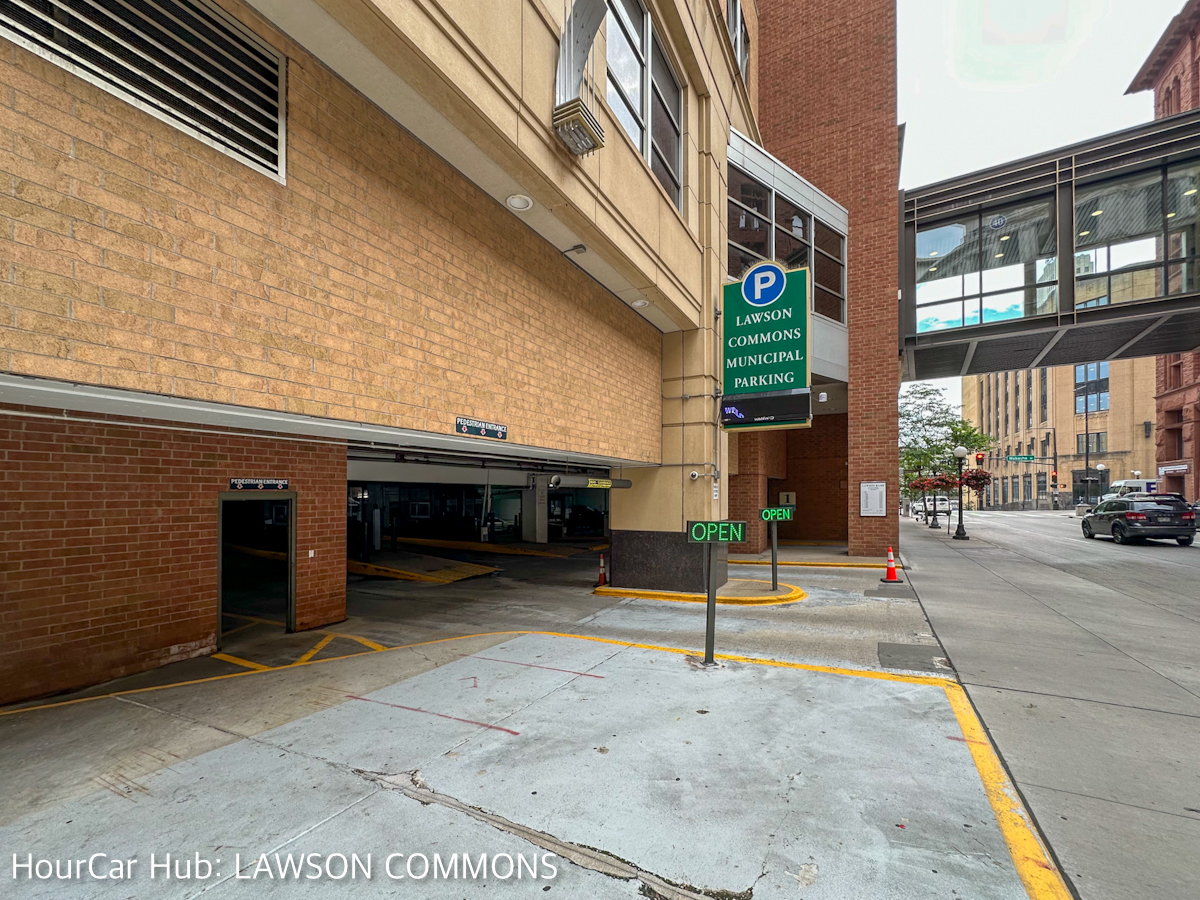 A picture of the entrance to the Lawson ramp.